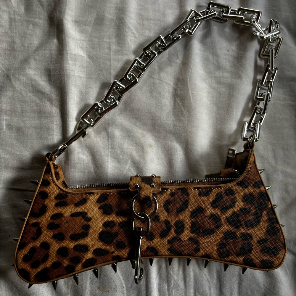 SHEIN Leopard Print Shoulder Bag with Silver Chain